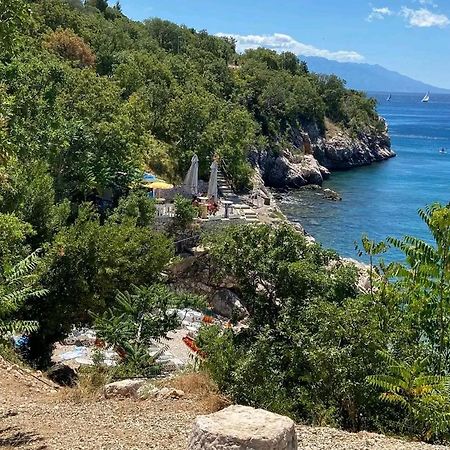 Appartamento Mirjam Novi Vinodolski Esterno foto